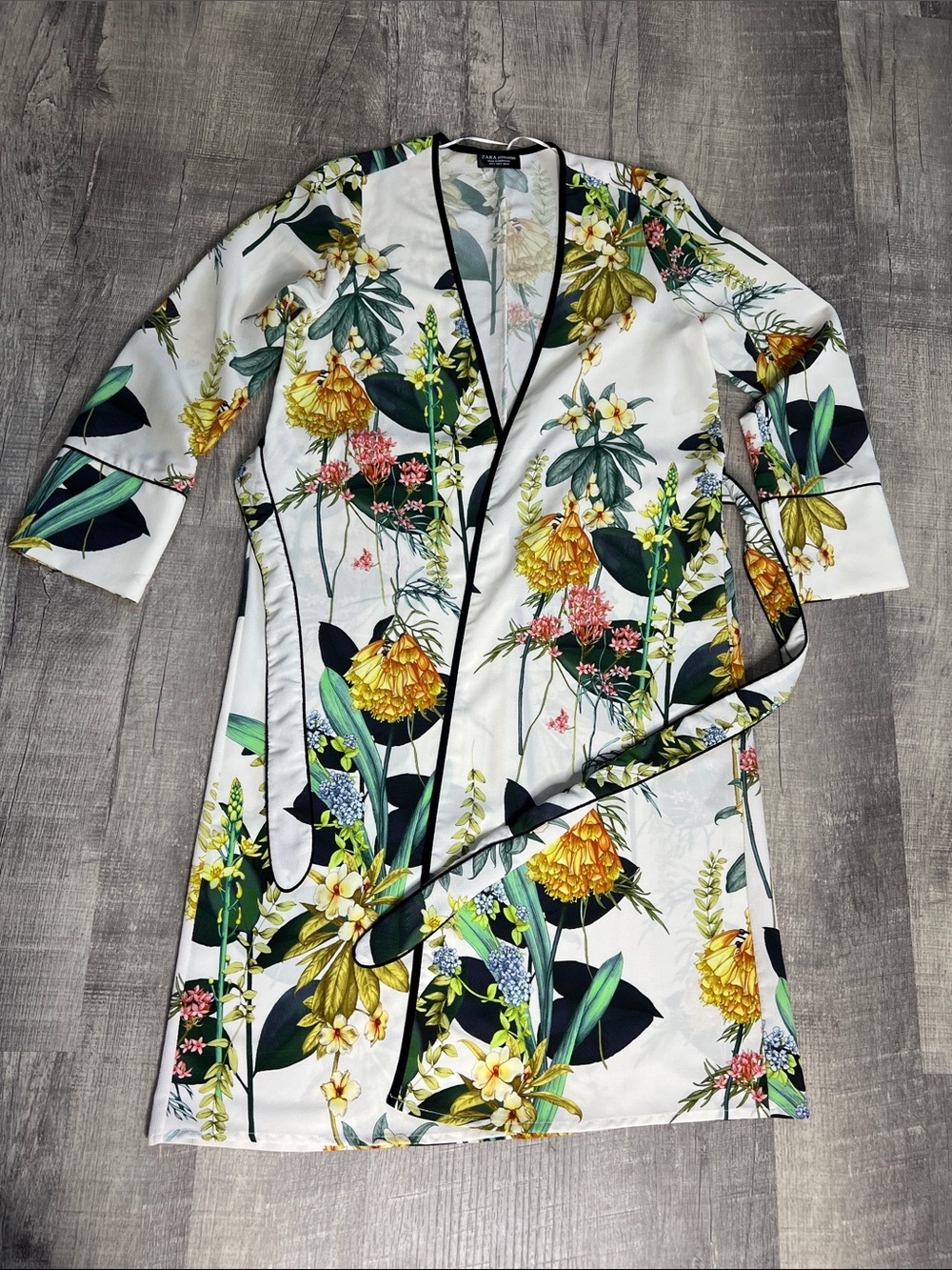 Zara Botanical Floral Print Kimono Wrap Midi Dress Belted White Black Trim